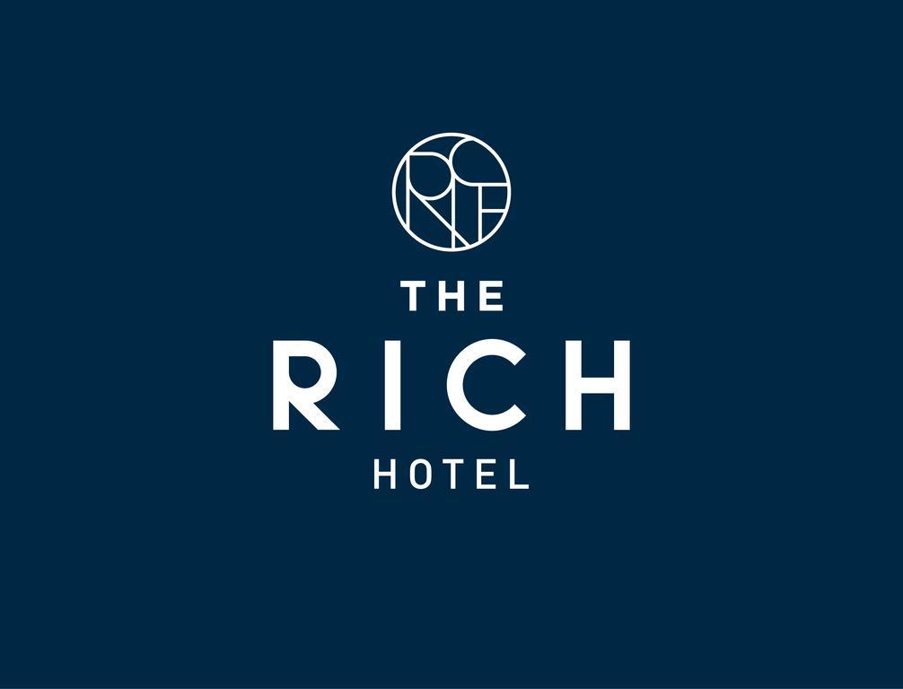 The Rich Hotel Nakhonratchasima Dış mekan fotoğraf